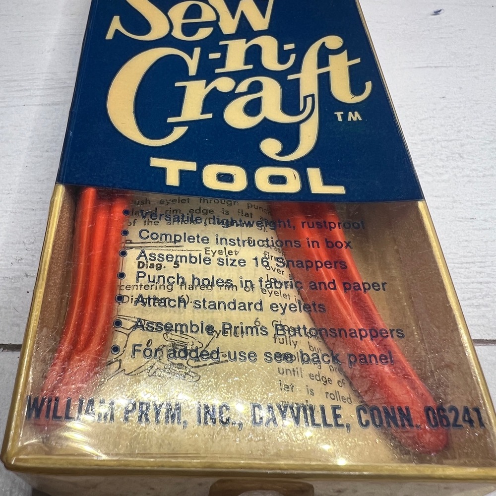 Vintage Prims Sew n Craft Tool Eyelet‎ Setter Button Snapper Kit Complete - Picture 2 of 8